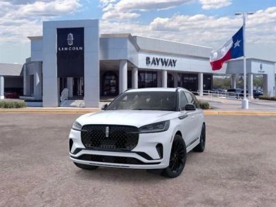 2026 Lincoln Aviator — side profile view