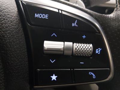 2025 Genesis G70 — photo 20 view