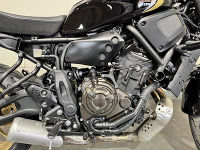 2025 Yamaha XSR700 - Photo 10