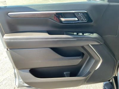 2025 Chevrolet Tahoe — photo 20 view