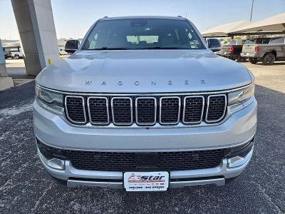 2024 Jeep Wagoneer — side profile view