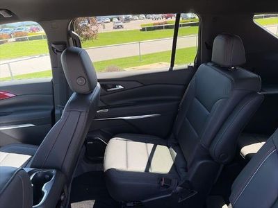 2026 Chevrolet Traverse - Photo 43