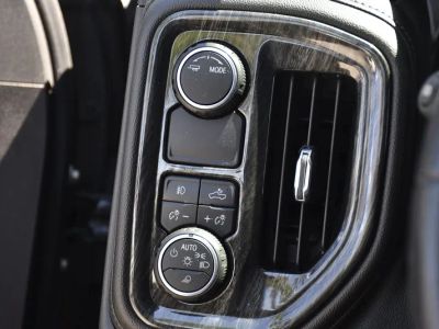 2020 Chevrolet Silverado 1500 — photo 17 view