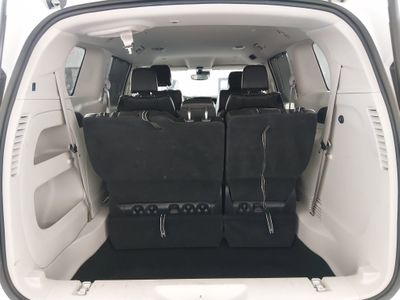 2023 Chrysler Pacifica — photo 11 view