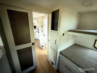 2026 Grand Design Transcend - Photo 17