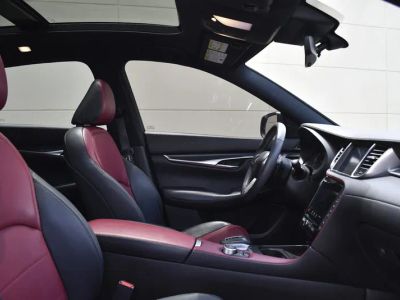 2023 INFINITI QX50 — photo 28 view