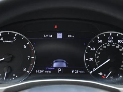 2023 INFINITI QX50 — photo 10 view