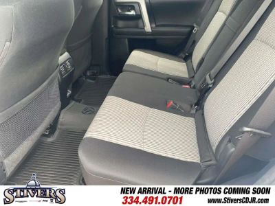 2024 Toyota 4Runner — photo 14 view