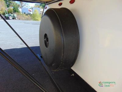 2021 Forest River RV Rockwood Premier — photo 29 view
