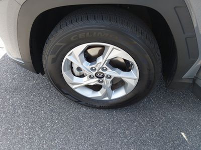 2024 Hyundai Tucson — photo 10 view