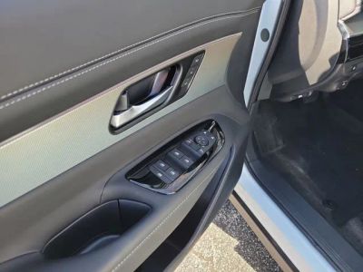 2026 Nissan Murano — engine compartment view