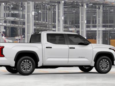 2026 Toyota Tundra — photo 11 view