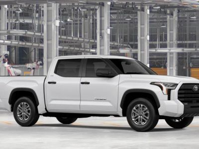 2026 Toyota Tundra — photo 14 view