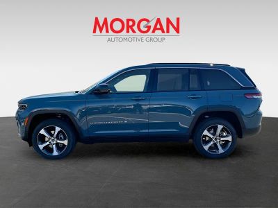2026 Jeep Grand Cherokee — interior view