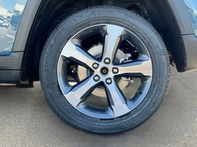 2026 Jeep Grand Cherokee — photo 28 view