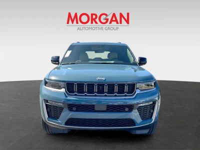 2026 Jeep Grand Cherokee — side profile view