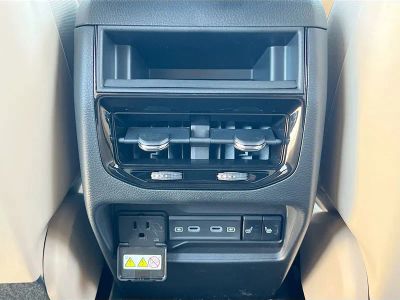 2026 Jeep Grand Cherokee — photo 23 view