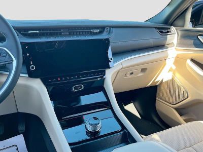 2026 Jeep Grand Cherokee — photo 21 view