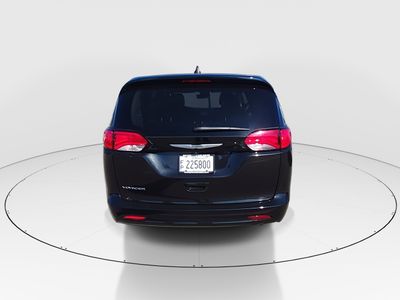 2023 Chrysler Voyager - Photo 6