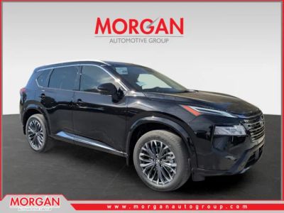 2026 Nissan Rogue Platinum in Black — front three-quarter view