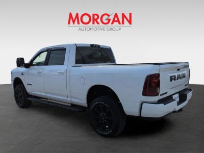 2025 Ram 3500 — photo 7 view