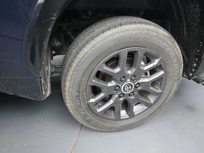 2026 2024 Toyota Tundra Platinum Truck CrewMax - Photo 18
