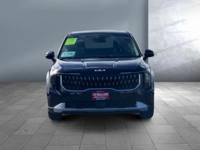 2026 Kia Carnival — side profile view