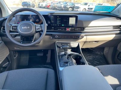 2026 Kia Carnival — photo 12 view