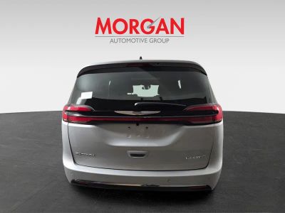2026 Chrysler Pacifica — detail view