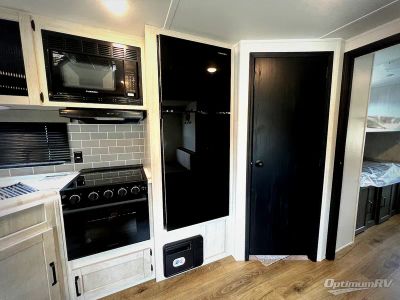 2027 Forest River Puma — photo 15 view