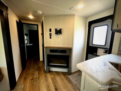2027 Forest River Puma — photo 7 view