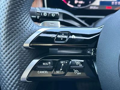 2025 Mercedes-Benz GLC - Photo 16
