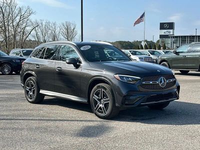 2025 Mercedes-Benz GLC - Photo 1