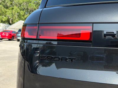 2026 Land Rover Range Rover Sport — photo 10 view