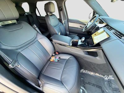 2026 Land Rover Range Rover Sport — photo 15 view