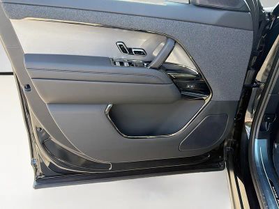 2026 Land Rover Range Rover Sport — photo 22 view