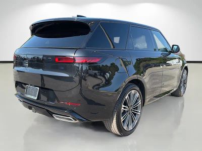 2026 Land Rover Range Rover Sport — detail view