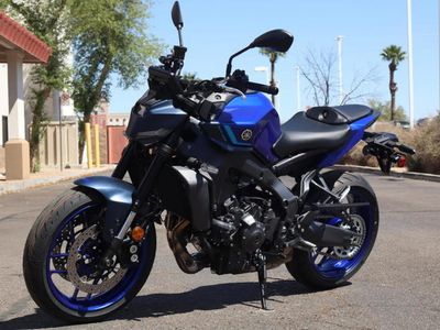 2025 Yamaha MT-09 - Photo 3