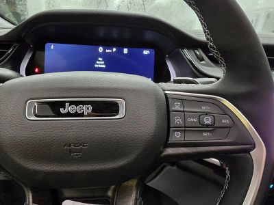 2026 Jeep Grand Cherokee — photo 17 view