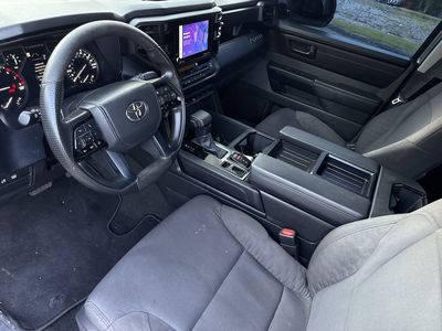 2024 Toyota Tundra - Photo 3