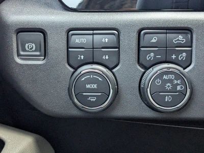 2024 Chevrolet Silverado 1500 — photo 25 view