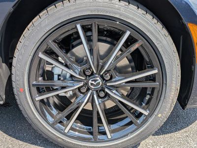 2026 Mazda MX-5 Miata RF — photo 11 view