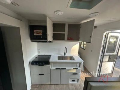 2026 Winnebago Access 25BH - Photo 7