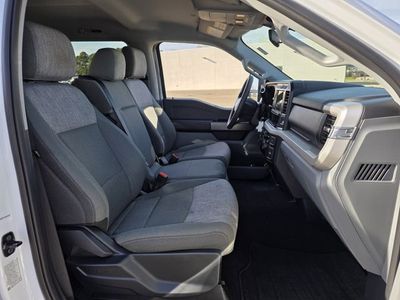 2025 Ford F-350SD - Photo 28