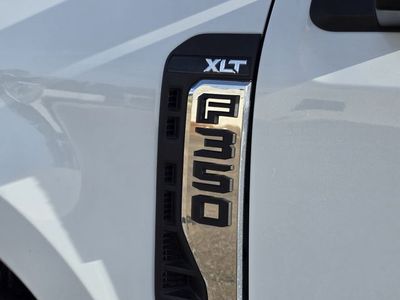 2025 Ford F-350SD - Photo 33