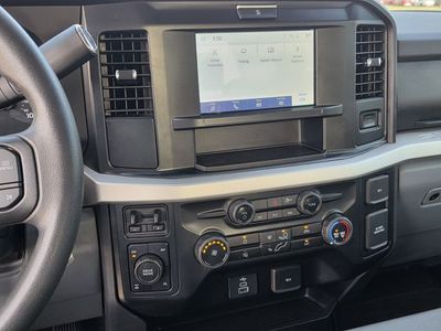 2025 Ford F-350SD - Photo 10