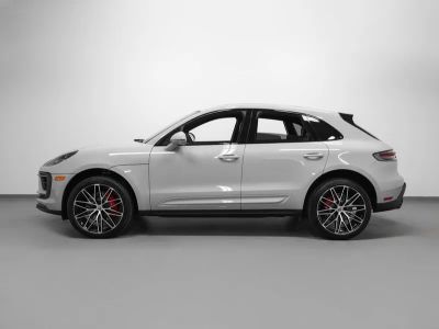 2026 Porsche Macan — side profile view