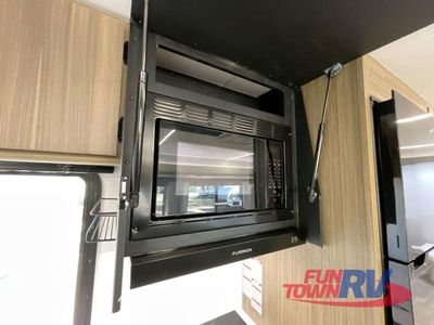 2025 Forest River RV Wildwood - Photo 15