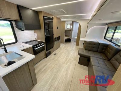 2025 Forest River RV Wildwood - Photo 11