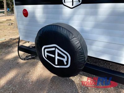 2025 Forest River RV Wildwood - Photo 10